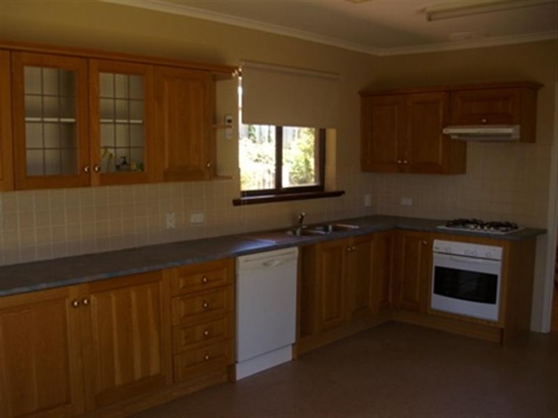 51 Pine Drive, Aberfoyle Park SA 5159