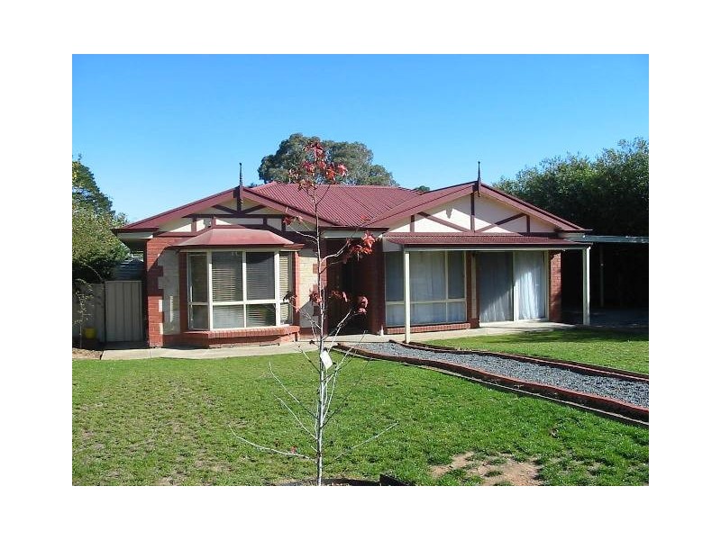 17 Battunga Road, Meadows SA 5201
