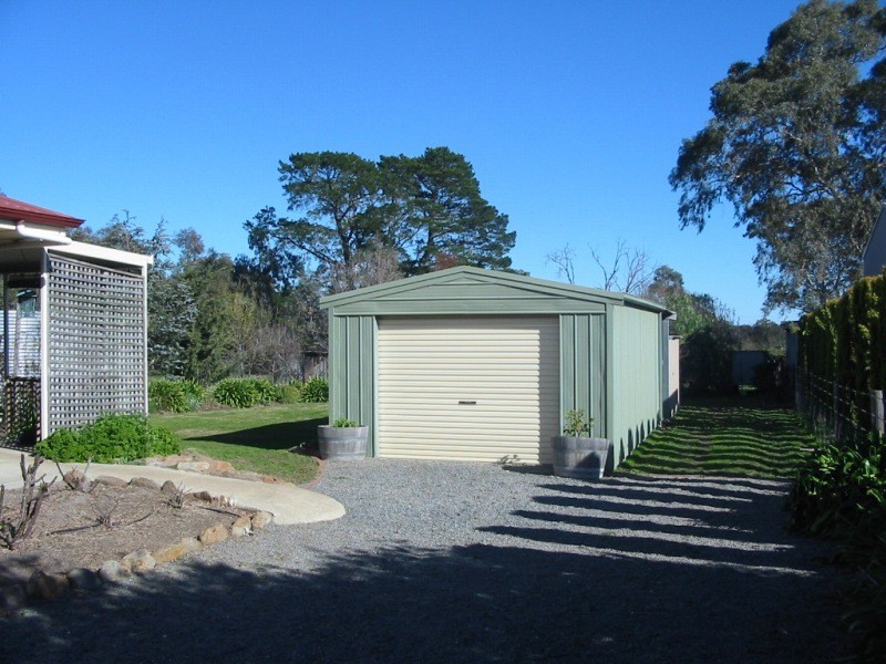 17 Battunga Road, Meadows SA 5201