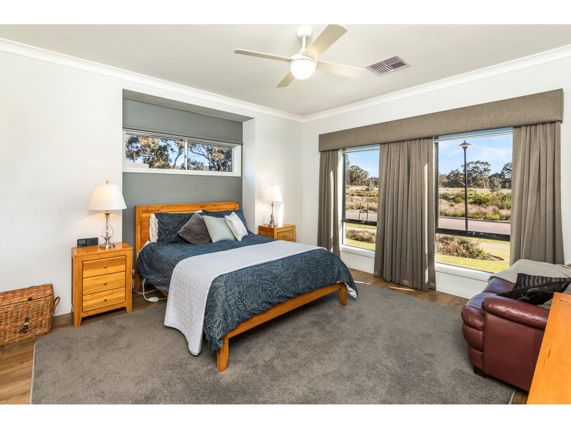 94 Aurora Circuit, Meadows SA 5201