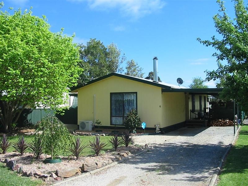 6 Day Street, Meadows SA 5201