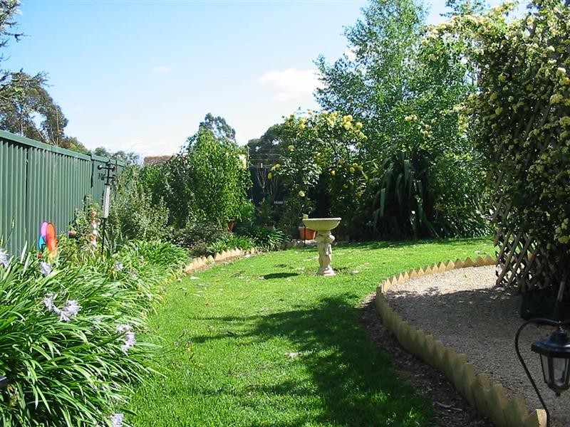 6 Day Street, Meadows SA 5201