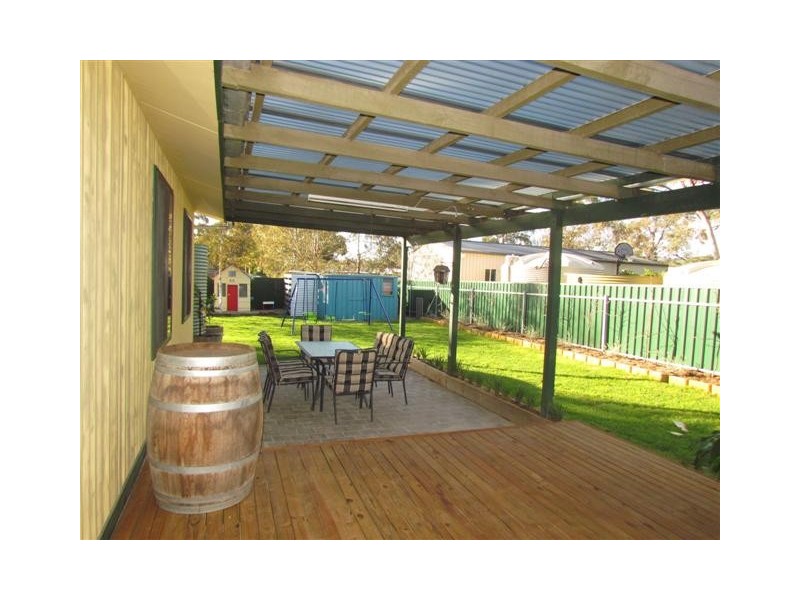 6 Day Street, Meadows SA 5201