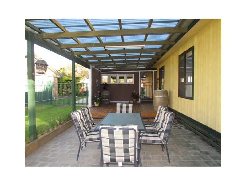 6 Day Street, Meadows SA 5201