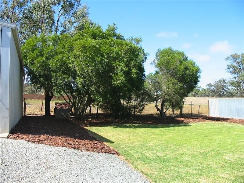 11 Kennet Street, Meadows SA 5201