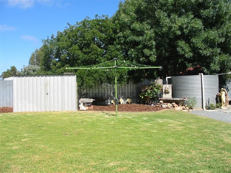 11 Kennet Street, Meadows SA 5201