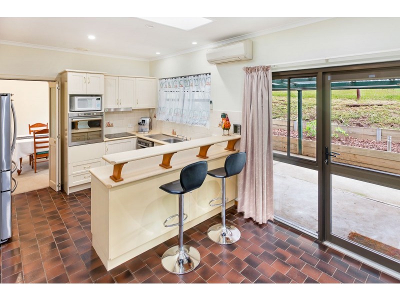 214 Broadbent Road, Macclesfield SA 5153