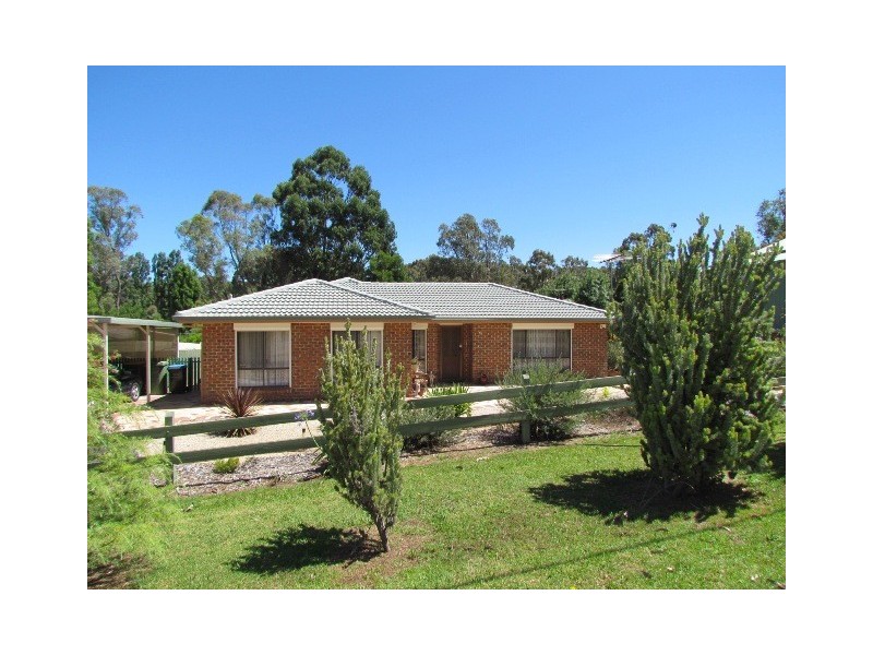 9 Vernon Street, Macclesfield SA 5153