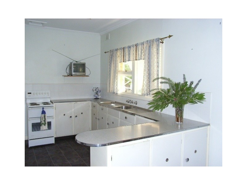 39 Main Road, Mclaren Flat SA 5171