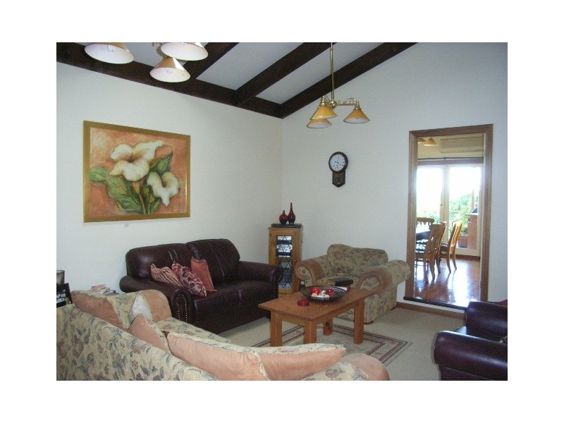 72 Hamilton Road, Mclaren Flat SA 5171