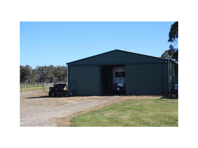 92 Harper Road, Meadows SA 5201