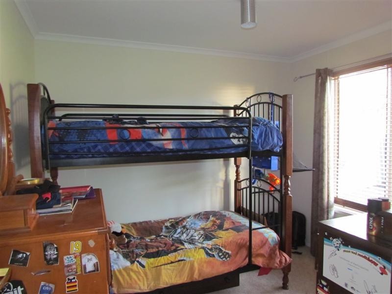 9 Kennet Street, Meadows SA 5201