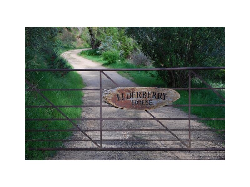 808 Bull Creek Road, Bull Creek SA 5157