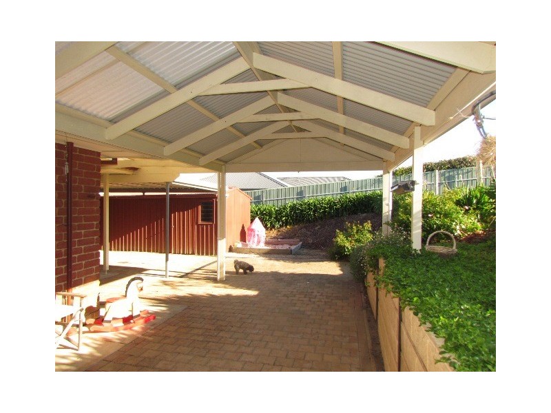 8 Michelmore Drive, Meadows SA 5201