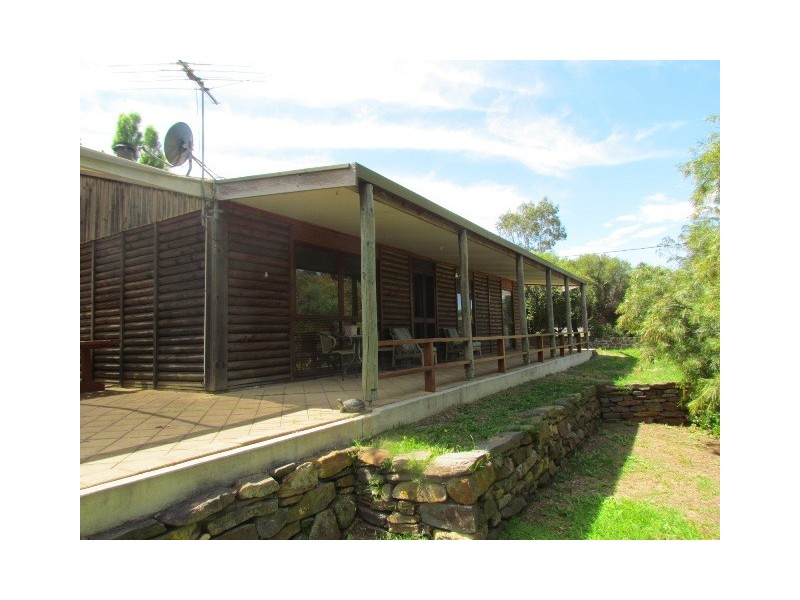 7 Vernon Street, Macclesfield SA 5153