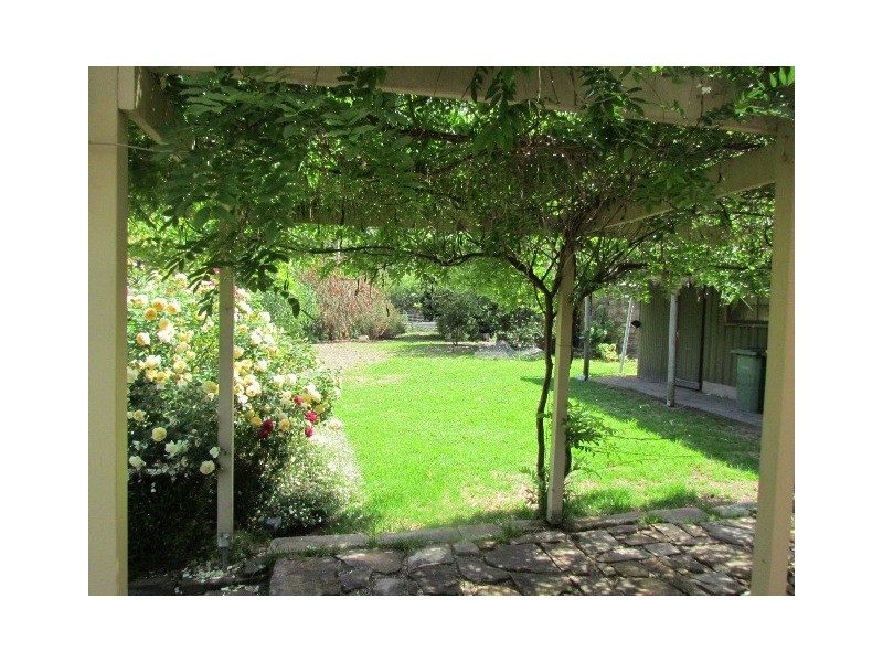 7 Vernon Street, Macclesfield SA 5153