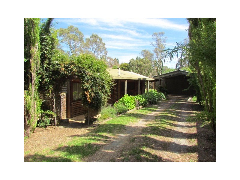 7 Vernon Street, Macclesfield SA 5153