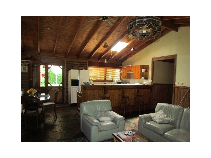 7 Vernon Street, Macclesfield SA 5153