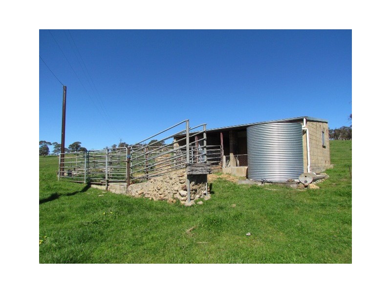 214 Broadbent Road, Paris Creek SA 5201