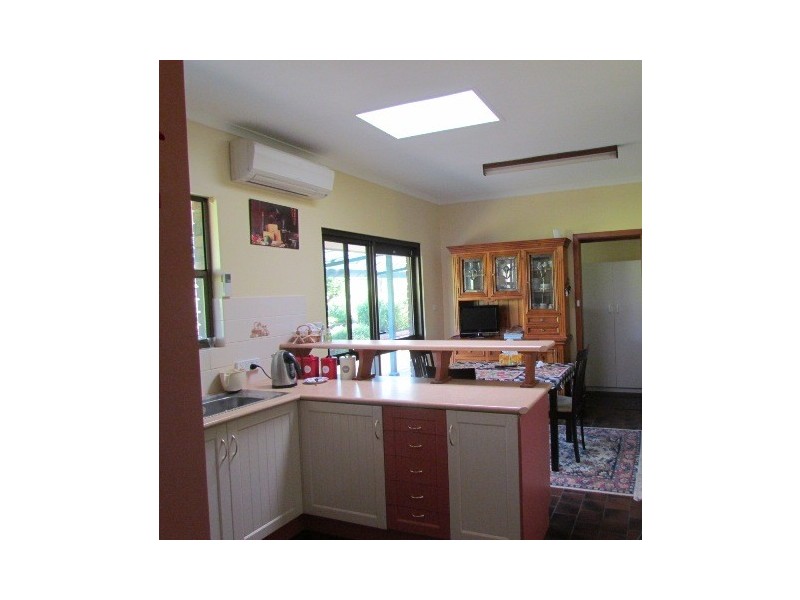 214 Broadbent Road, Paris Creek SA 5201