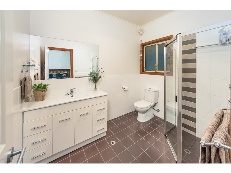 120 Ashbourne Road West, Ashbourne SA 5157