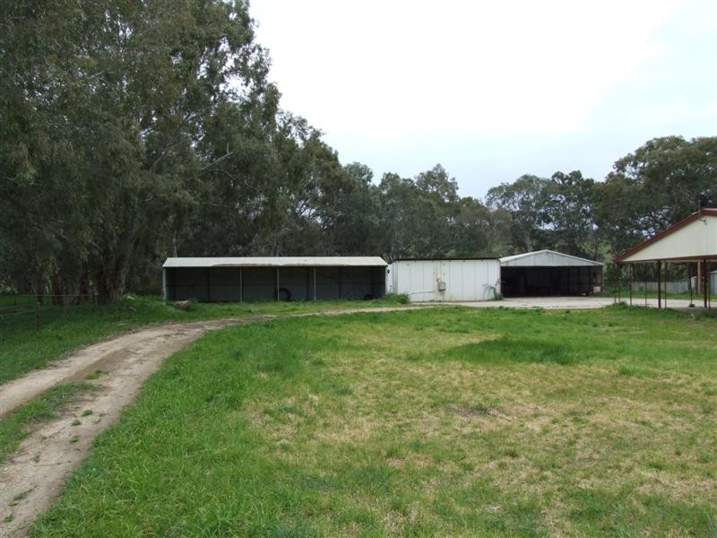 1716 Bull Creek Road, Ashbourne SA 5157