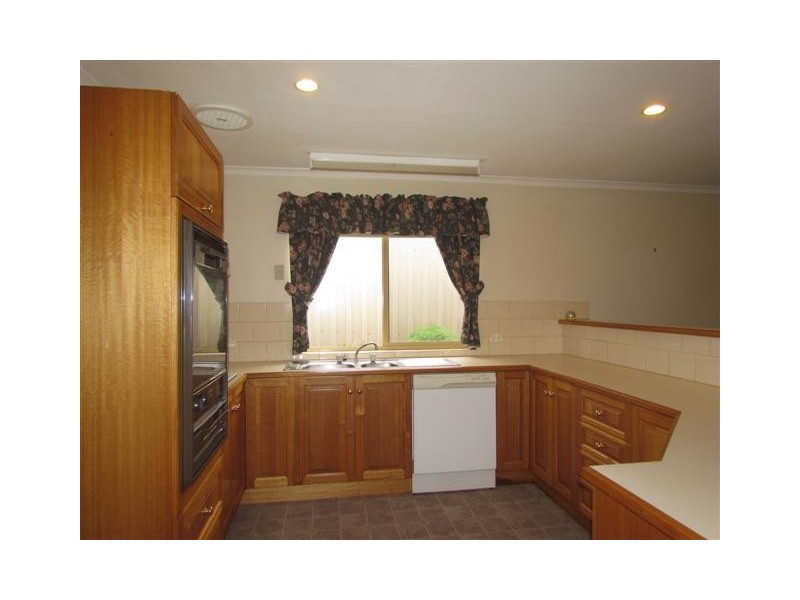 15 Gloucester Terrace, Mclaren Vale SA 5171