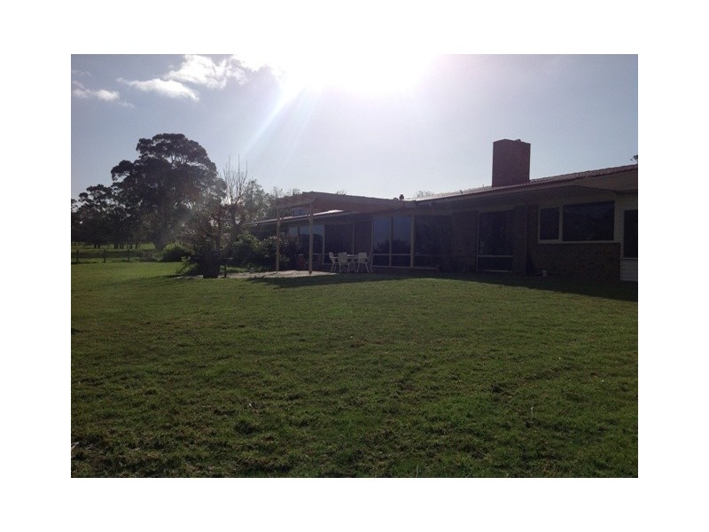 “Meadow Park” Claren Road, Meadows SA 5201