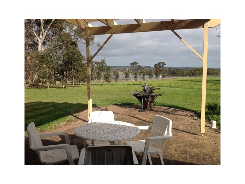 “Meadow Park” Claren Road, Meadows SA 5201