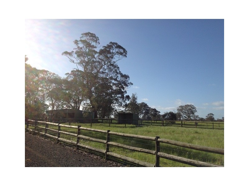 “Meadow Park” Claren Road, Meadows SA 5201