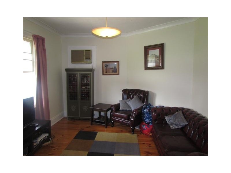 8 Mawson Road, Meadows SA 5201