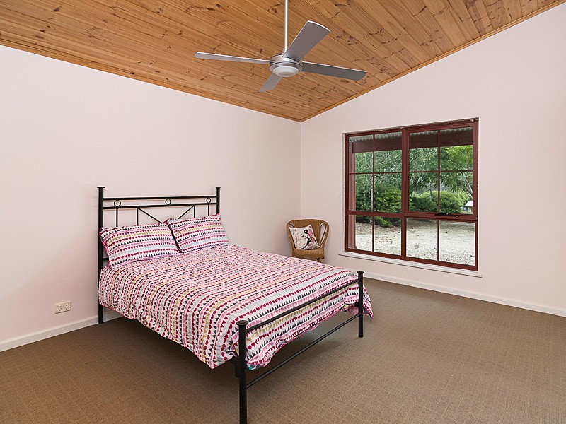 16 Davies Street, Macclesfield SA 5153