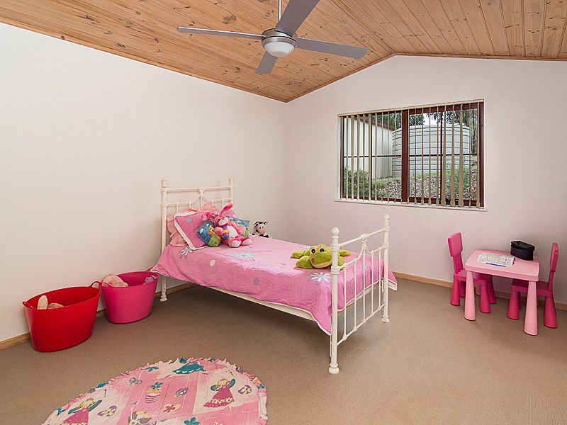 16 Davies Street, Macclesfield SA 5153