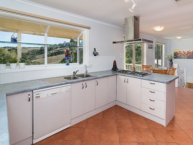 220 Potter Road, Clarendon SA 5157