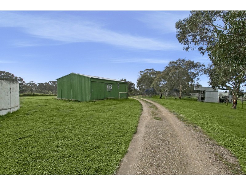 152 Schmidt Road, Macclesfield SA 5153
