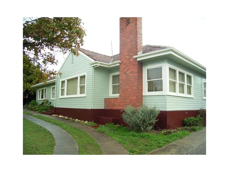 2/69 Gunn Street, Devonport TAS 7310