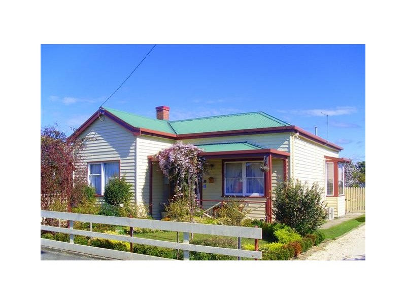 42 Jermyn Street, Ulverstone TAS 7315