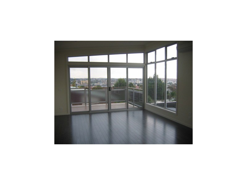 1/136 Caroline Street, East Devonport TAS 7310