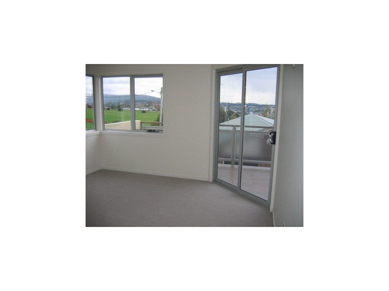 1/136 Caroline Street, East Devonport TAS 7310