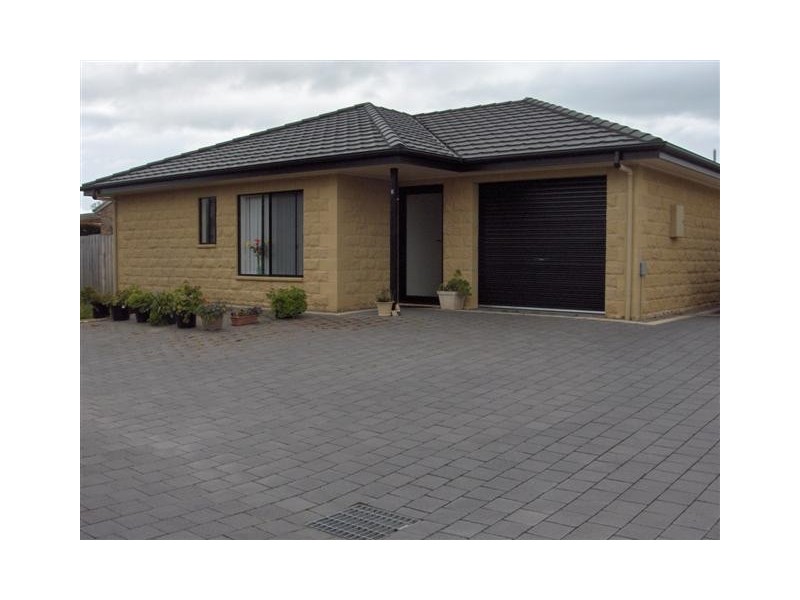 86 (Unit 3)  Lovett Street, Devonport TAS 7310