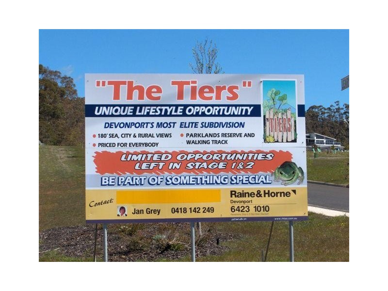 32 McCall Terrace, Stony Rise TAS 7310