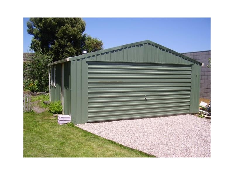 6 Charles Street, Ulverstone TAS 7315