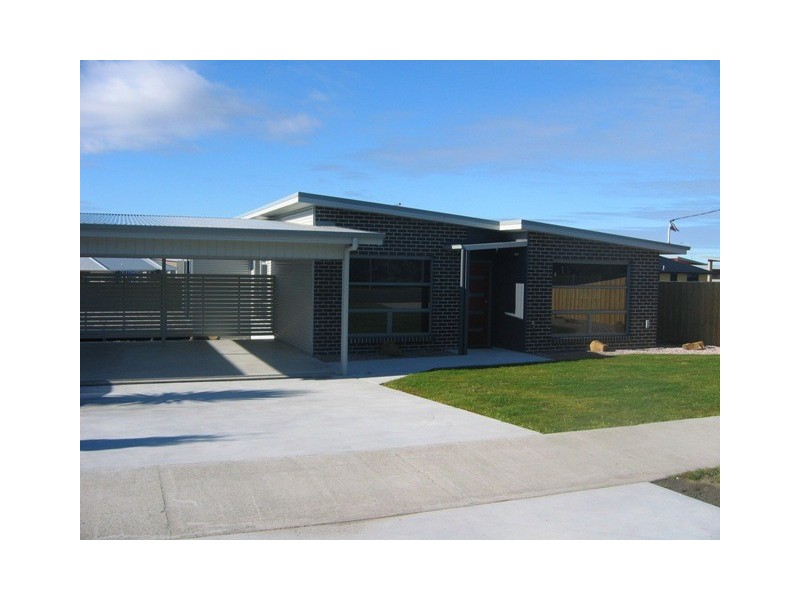 11 Alexander Street, Shearwater TAS 7307