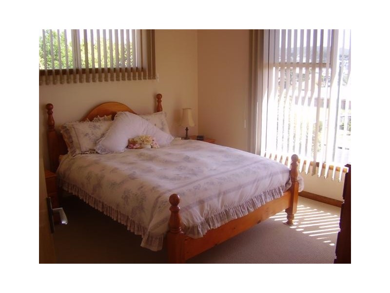 12 Riverview Avenue, East Devonport TAS 7310