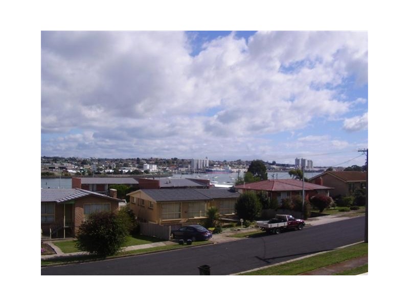 12 Riverview Avenue, East Devonport TAS 7310