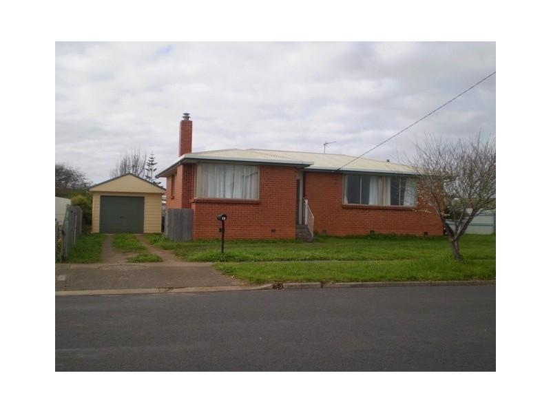 13 North Caroline Street, East Devonport TAS 7310