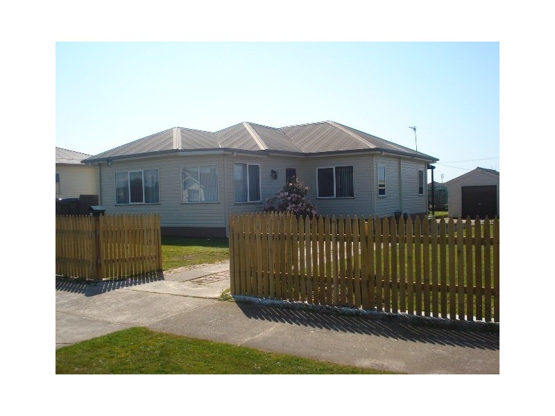 56 James Street, Devonport TAS 7310