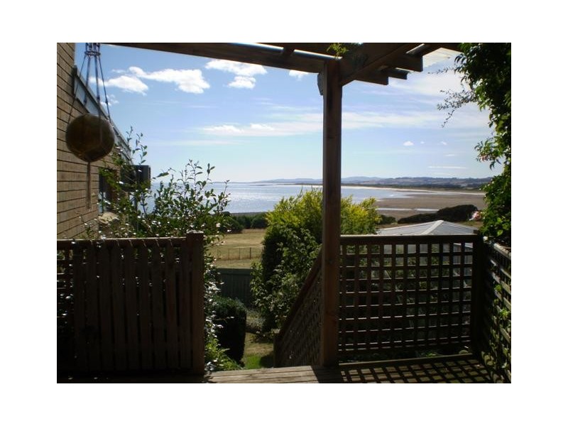 8 Elanora Place, East Devonport TAS 7310