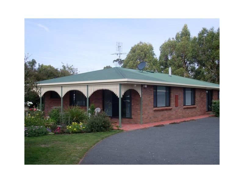 122 Charles Street, Squeaking Point TAS 7307