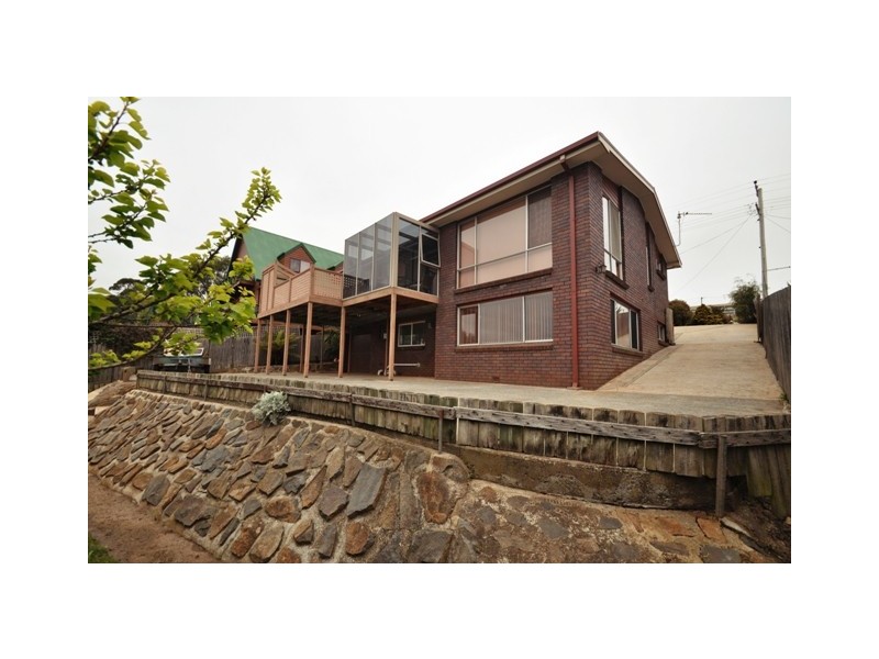 87 Bel-Air Crescent, Ambleside TAS 7310